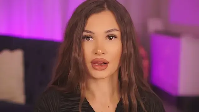 skybounty – webcam model profile photo Image 6