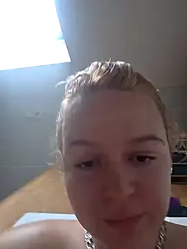 SallyDinosaur chat room preview Image 8