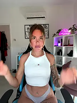 Queen_Shanuu – webcam model profile photo Image 16