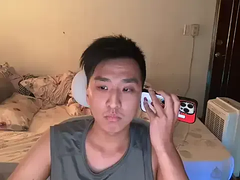 Lars_Chang's Thumb Image