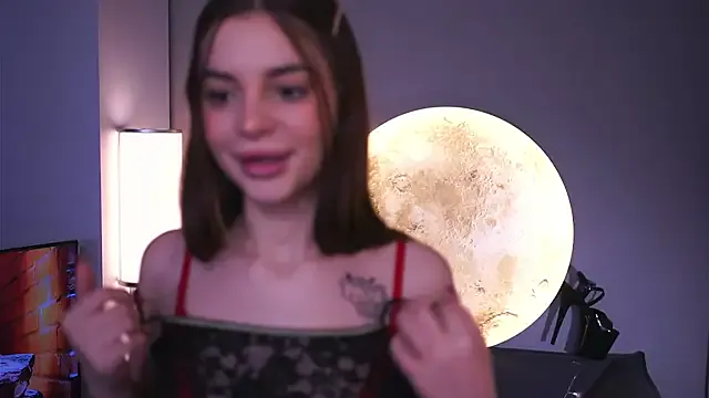 V-Hot-Sweti – webcam model profile photo Image 12