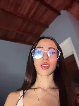 justbarbie_new_ – webcam model profile photo Image 3