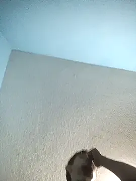 bisexualmilf – webcam model profile photo Image 3