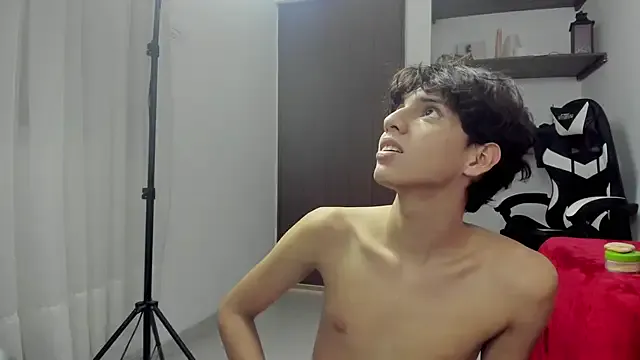 nikubenki6 – webcam model profile photo Image 6