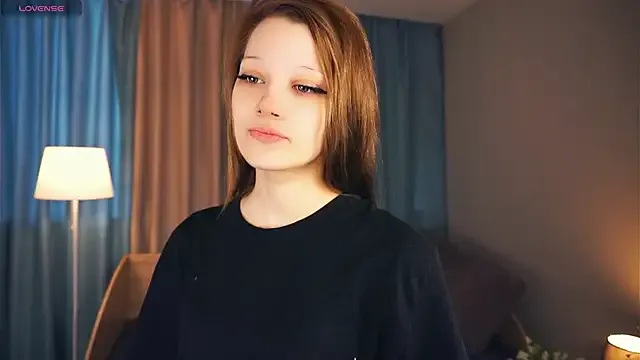 LilianEves's Thumb Image