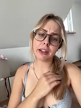 Livewithlucy Image 18