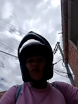 V-Hot-Sweti – webcam model profile photo Image 2