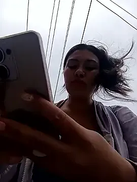 V-Hot-Sweti – webcam model profile photo Image 3