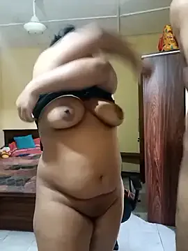 alexandjohntv – webcam model profile photo Image 15