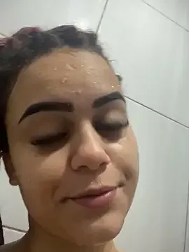 nagi_112 – webcam model profile photo Image 11