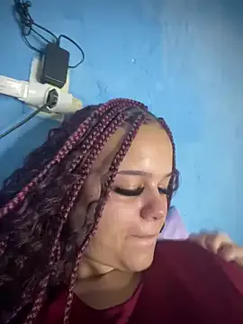 nagi_112 – webcam model profile photo Image 2