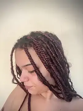 nagi_112 – webcam model profile photo Image 9