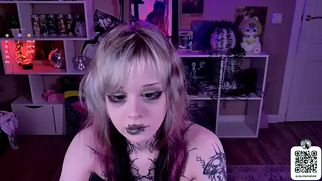 philippagales – webcam model profile photo Image 4