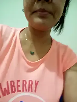 bisexualmilf – webcam model profile photo Image 4