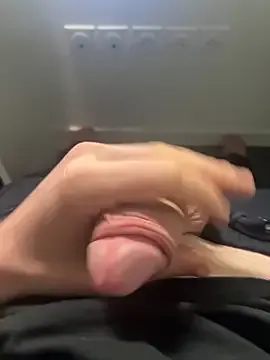 kai101010 – webcam model profile photo Image 11