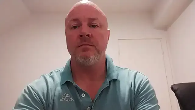 hornyshow_tv – webcam model profile photo Image 4