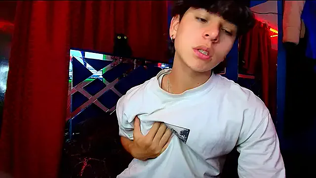 primrosegartrell – webcam model profile photo Image 13