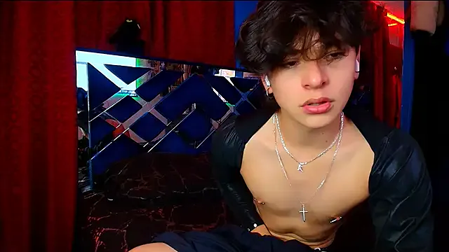 primrosegartrell – webcam model profile photo Image 14