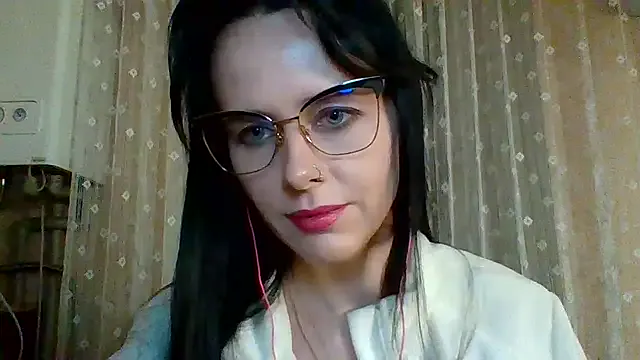 LuminousLady Image 3