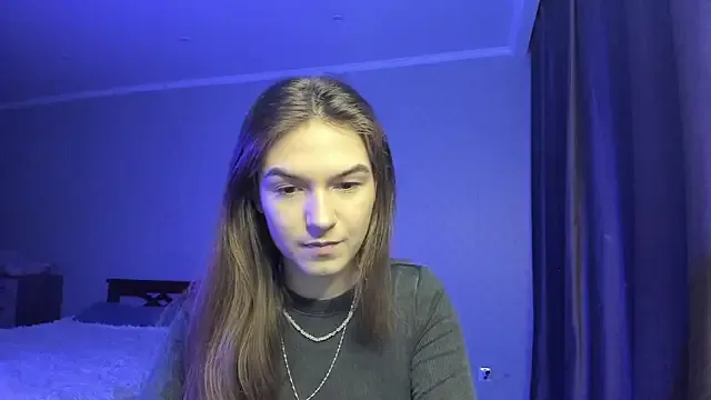 Take1668 – webcam model profile photo Image 5