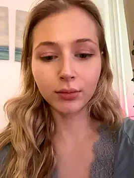 tilliecristello – webcam model profile photo Image 13