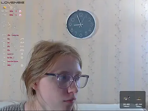 WitchAnnie – webcam model profile photo Image 18