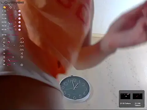 WitchAnnie – webcam model profile photo Image 8