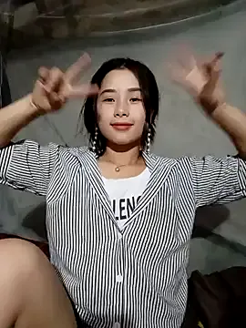 alexandjohntv – webcam model profile photo Image 12