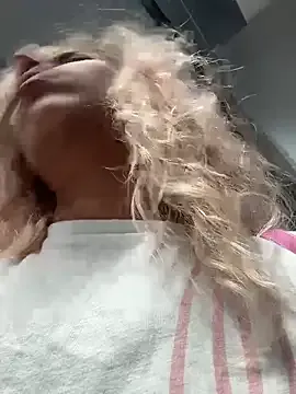 dears_pearlss – webcam model profile photo Image 8