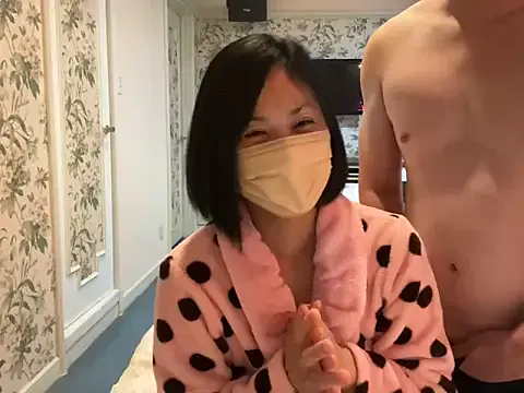 mako-mako33 – webcam model profile photo