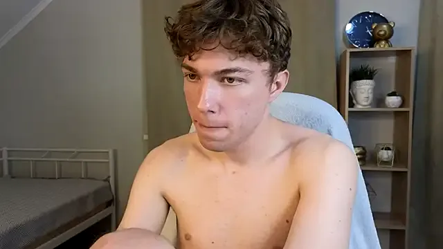 hornyshow_tv – webcam model profile photo Image 2