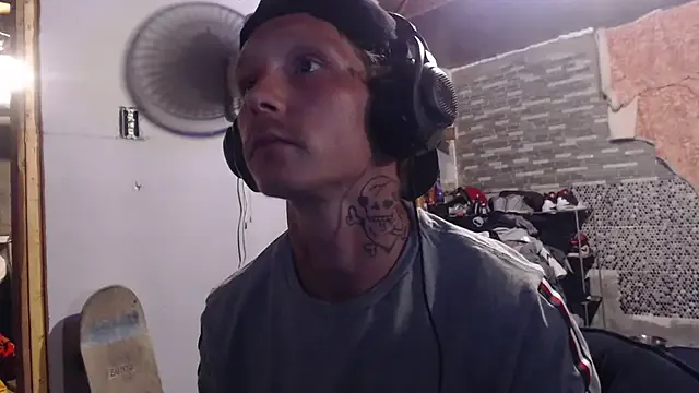 someone_sweet – webcam model profile photo Image 11