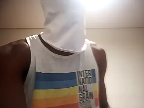 CarolPrince – webcam model profile photo Image 5