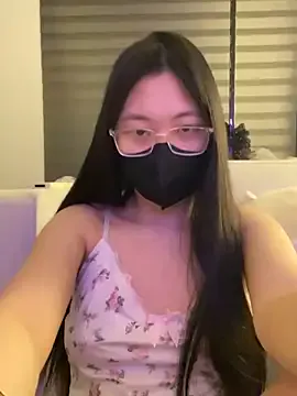 flora_ri – webcam model profile photo Image 11