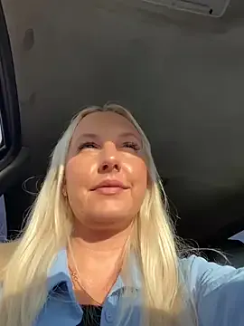 sunrisee_ – webcam model profile photo Image 10