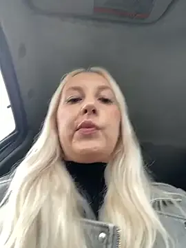 sunrisee_ – webcam model profile photo Image 12