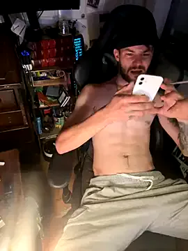 AlisaMoss – webcam model profile photo Image 11