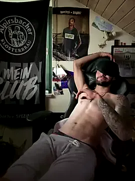 AlisaMoss – webcam model profile photo Image 14