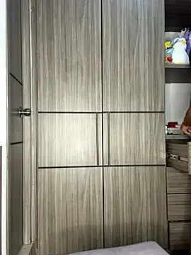 EmilySimon – webcam model profile photo Image 12