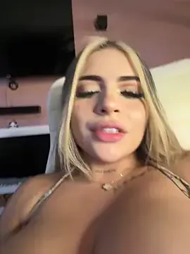 kaliana_ggh – webcam model profile photo Image 7