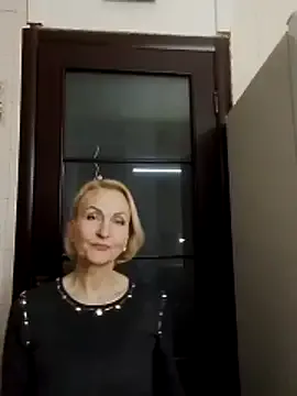 RoxyScarlett chat room preview Image 6