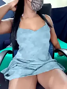 yaniraekberg – webcam model profile photo Image 10