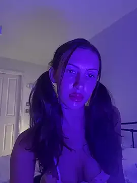 MilaRenee – webcam model profile photo