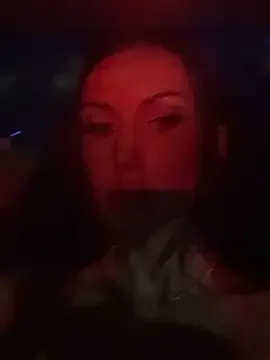 _Alicee_1 – webcam model profile photo Image 16