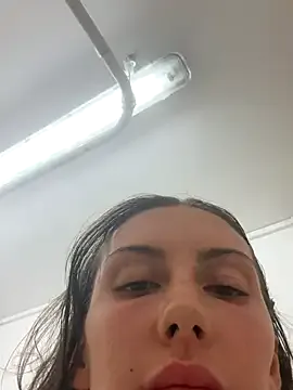 _Alicee_1 – webcam model profile photo Image 18