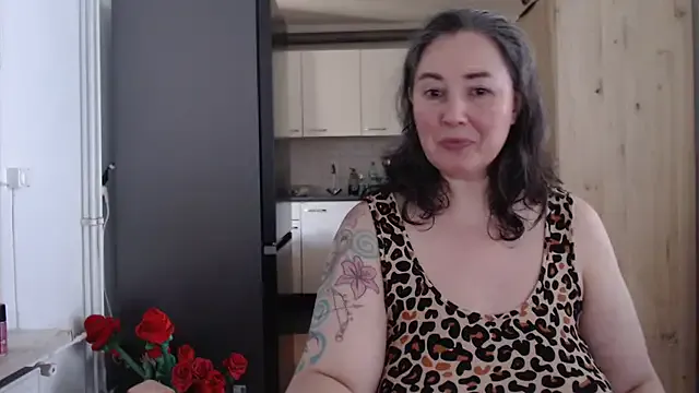 MilfGina Image 7