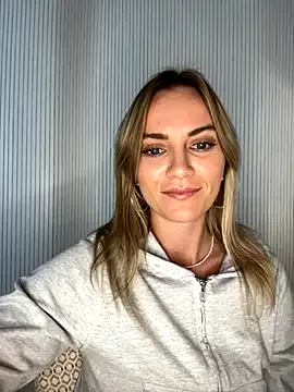 silent_chill – webcam model profile photo Image 18