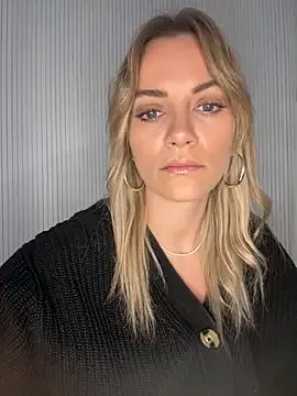 silent_chill – webcam model profile photo Image 19