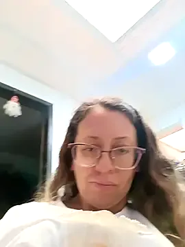 someone_sweet – webcam model profile photo Image 10