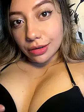 WitchAnnie – webcam model profile photo Image 9